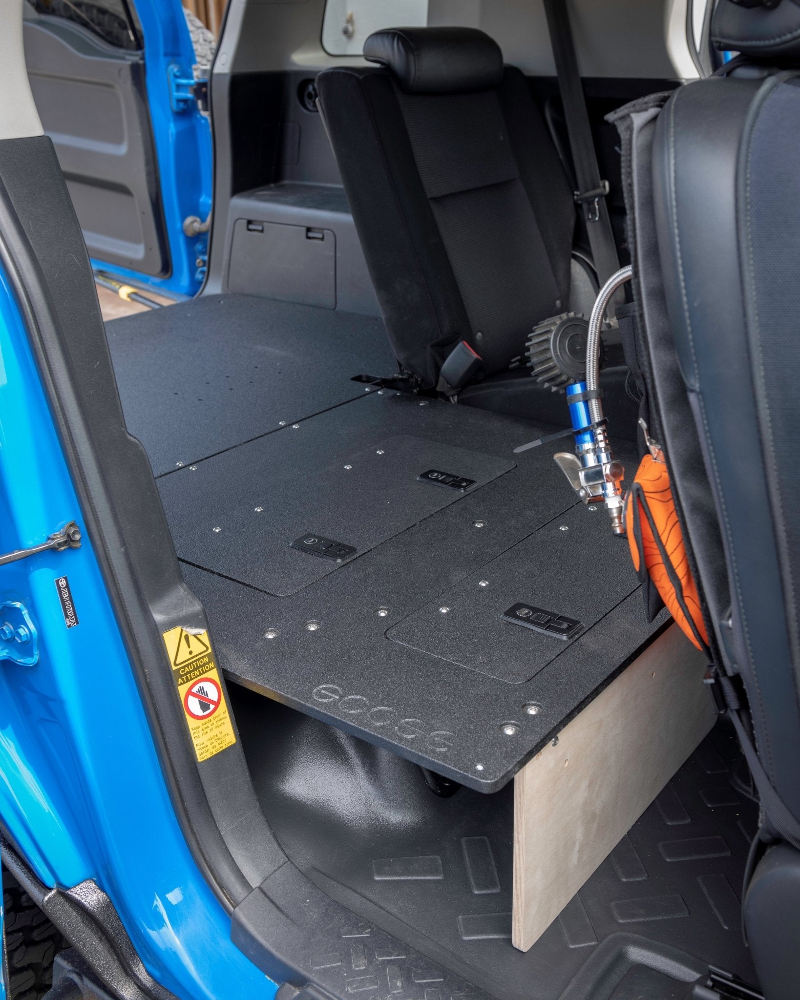 Toyota FJ Cruiser 2006 - 2014 - Second Row Seat Delete Plate System - Spirit of 1876 - Goose Gear