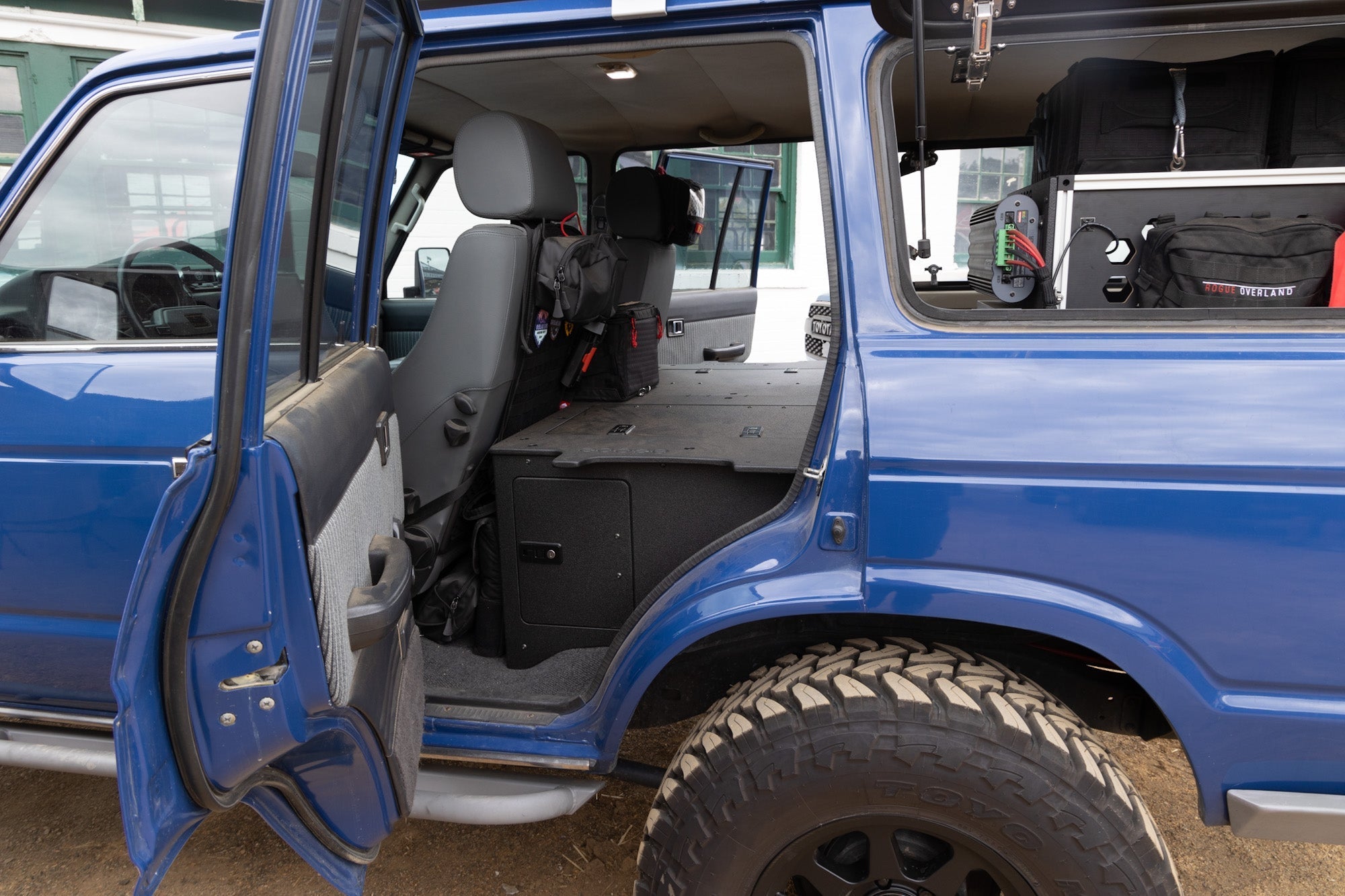 Toyota Land Cruiser 1980 - 1989 60 Series - Second Row Seat Delete Plate System - Module Height - Spirit of 1876 - Goose Gear