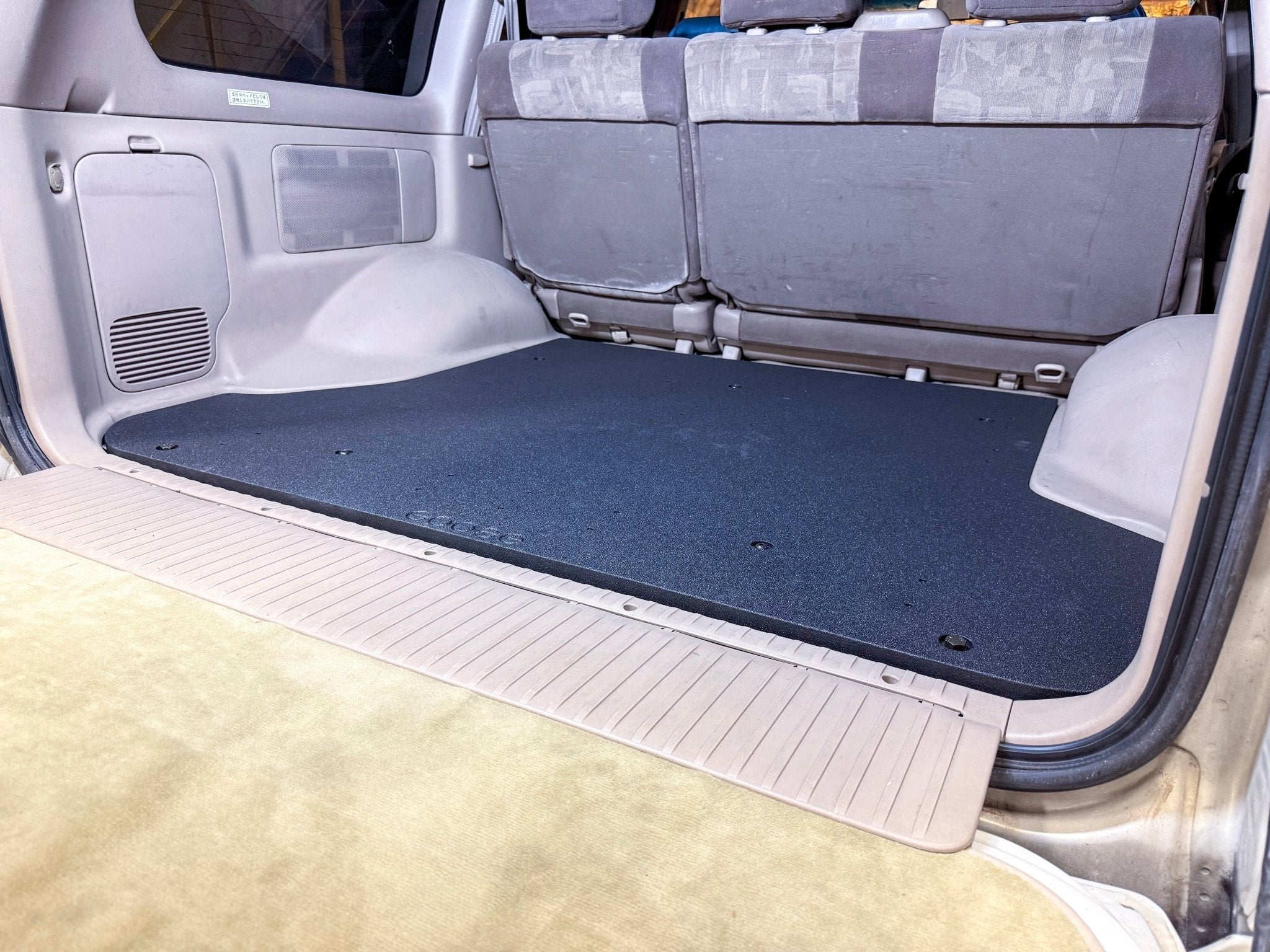 Toyota Land Cruiser 1998-2007 100 Series - Rear Plate System - Spirit of 1876 - Goose Gear