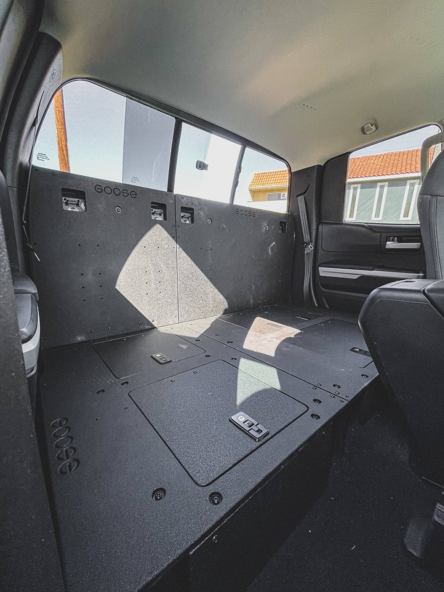 Toyota Tundra 2014 - 2021 2.5 Gen. Double Cab - Second Row Seat Delete Plate System - Spirit of 1876 - Goose Gear