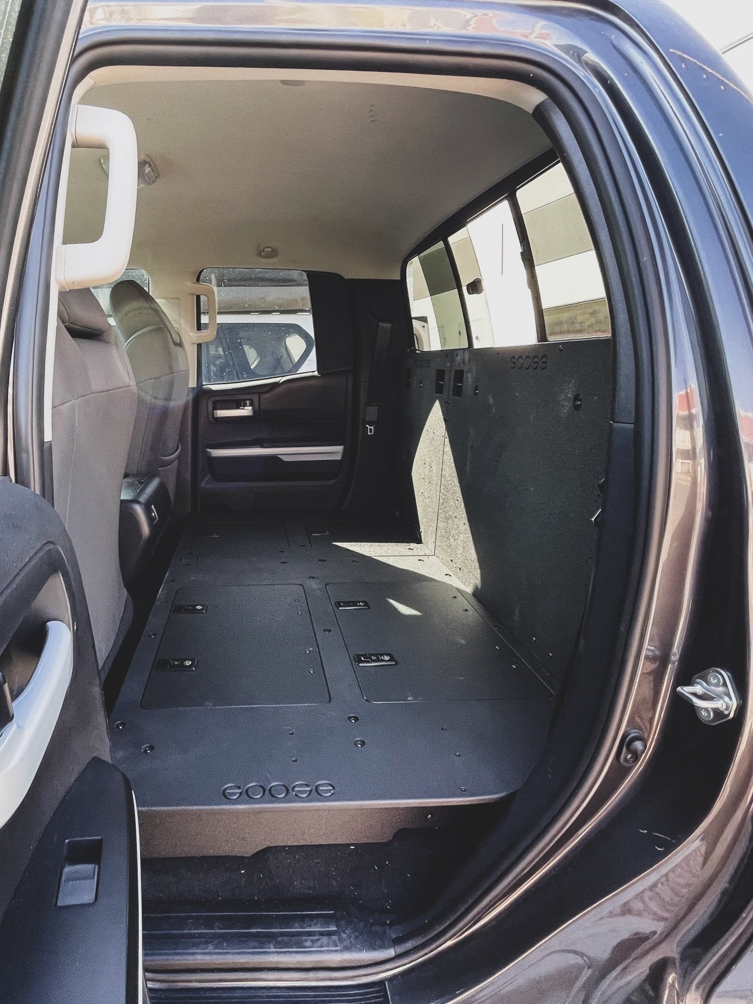 Toyota Tundra 2014 - 2021 2.5 Gen. Double Cab - Second Row Seat Delete Plate System - Spirit of 1876 - Goose Gear