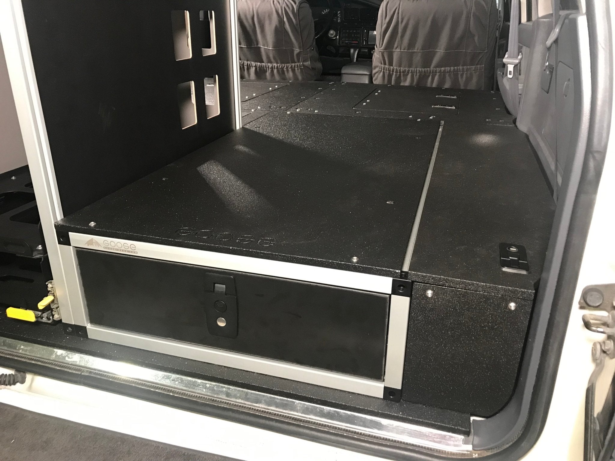 Ultimate Chef and Sleeping Package for Toyota Land Cruiser 1991 - 1997 80 Series - Spirit of 1876 - Goose Gear