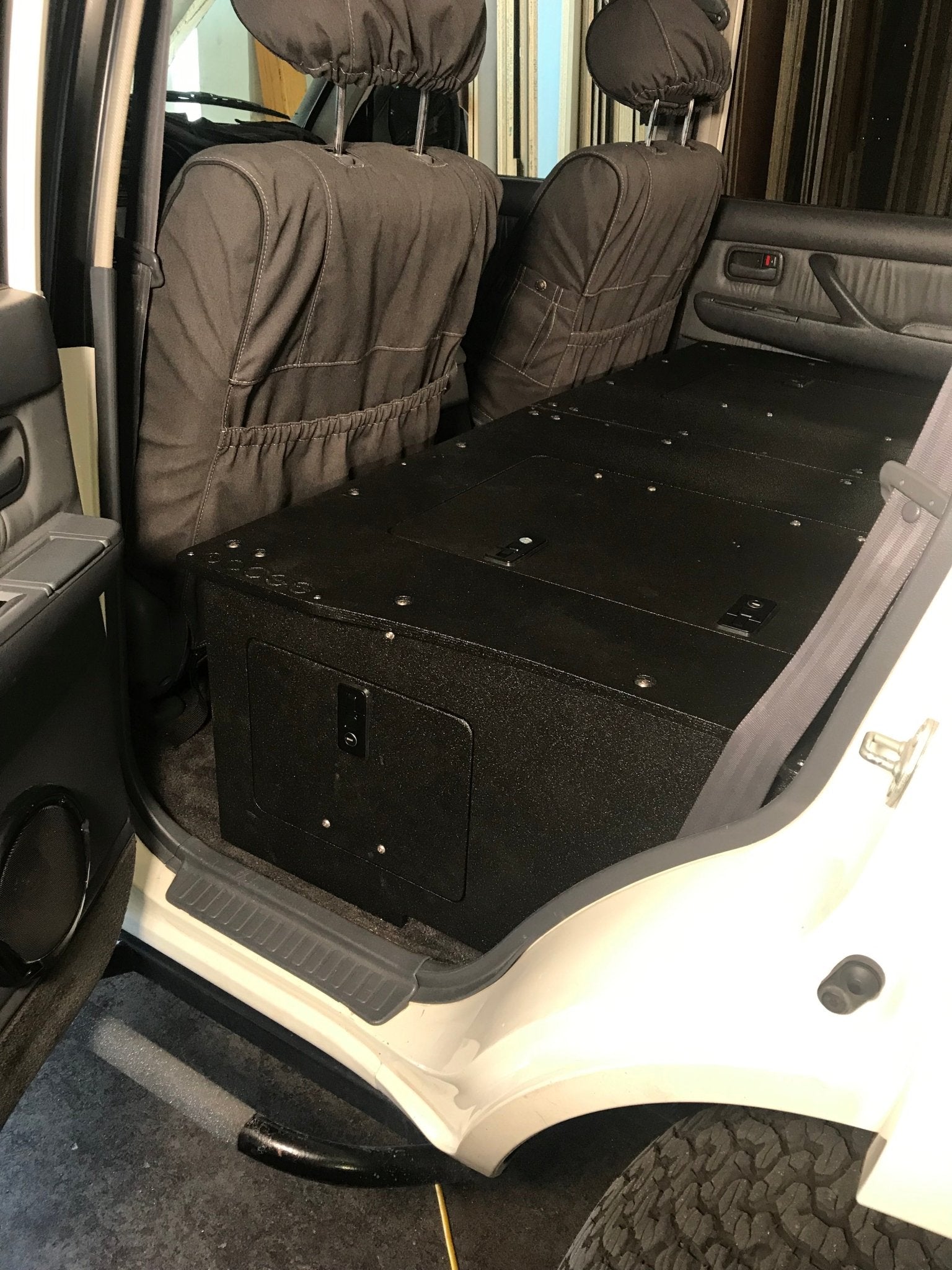 Ultimate Chef and Sleeping Package for Toyota Land Cruiser 1991 - 1997 80 Series - Spirit of 1876 - Goose Gear