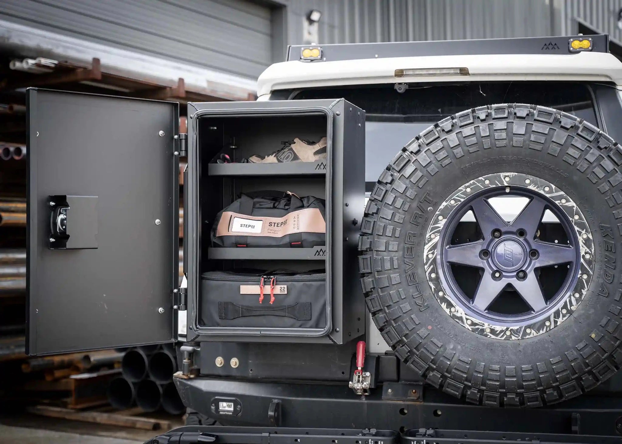 Universal Overland Storage Box (19x28x15) - Spirit of 1876Backwoods Adventure Mods