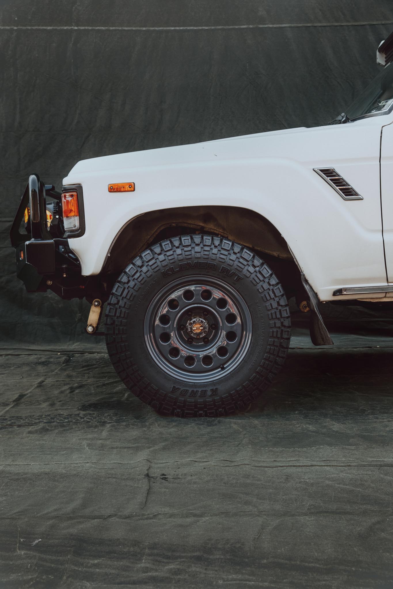 Nomad Wheels 501UG Convoy Utility Gray