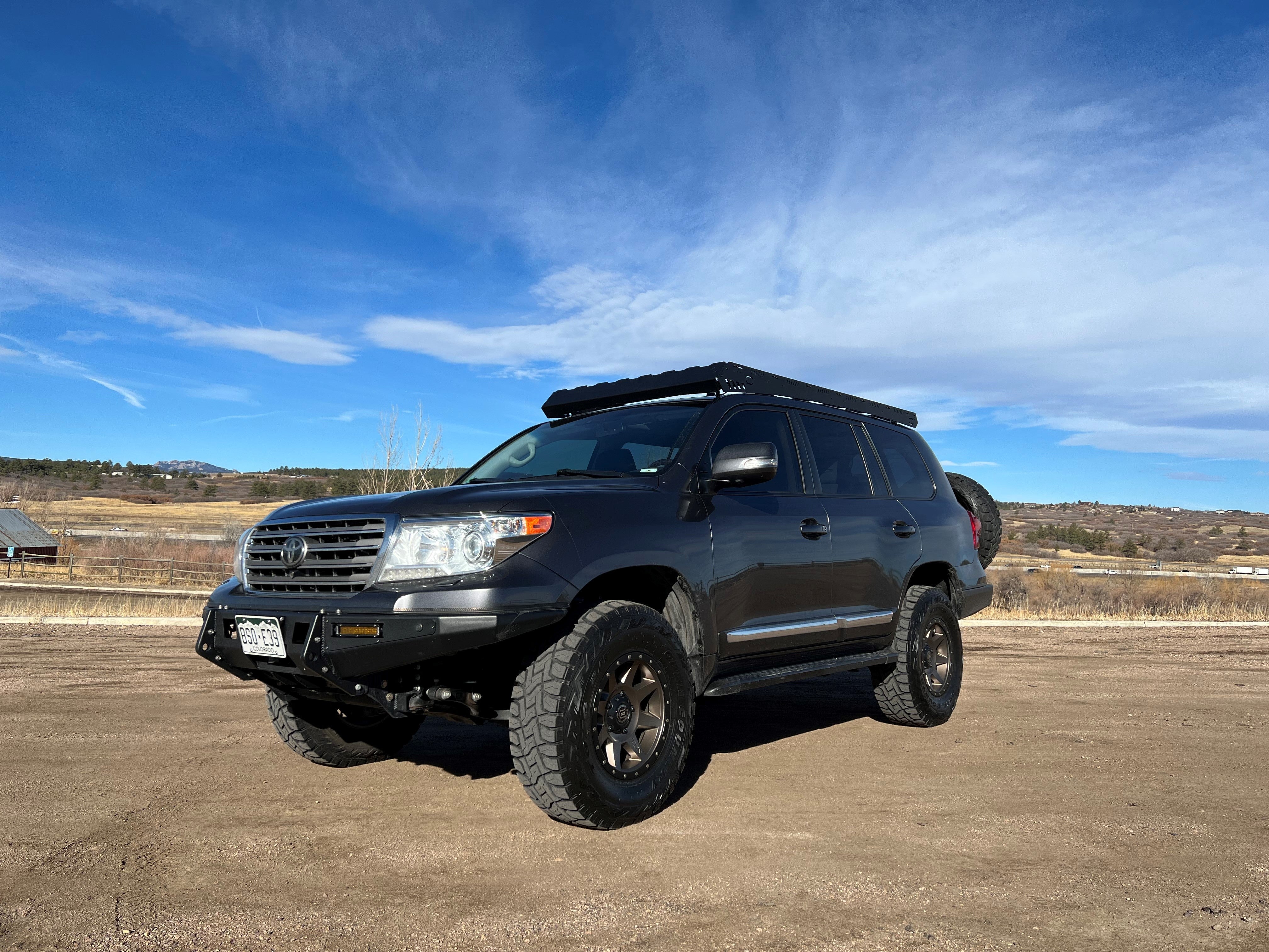 upTOP Bravo Toyota Land Cruiser 200 7th Generation Roof Rack (2007-2021)